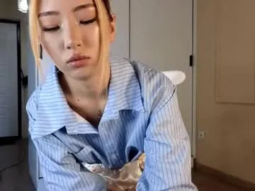 Bllowjoyy – webcam model profile photo Image 10