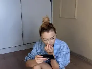 Bllowjoyy – webcam model profile photo Image 9