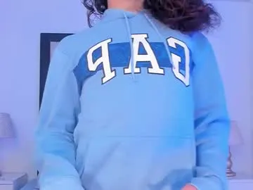 vanandjuani – webcam model profile photo Image 8