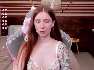 Runarunapi – webcam model profile photo Image 2