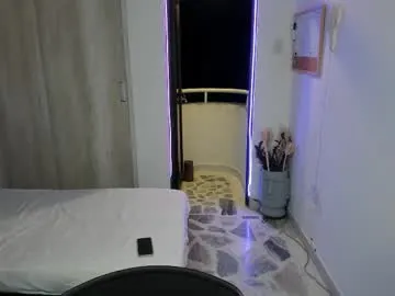 tinyangelxx live broadcast Image 13