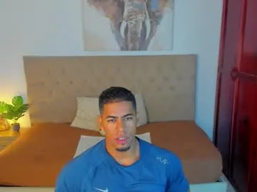 kai101010 – webcam model profile photo Image 8