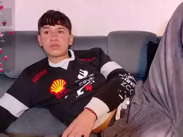 travonidas – webcam model profile photo Image 8