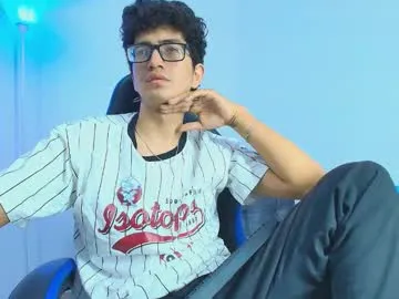 Hiiichan88 – webcam model profile photo Image 18