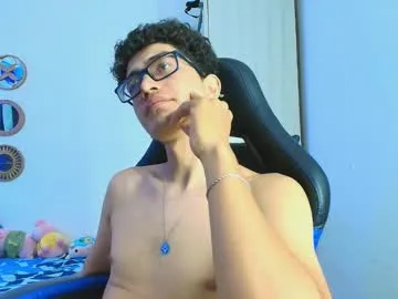 Hiiichan88 – webcam model profile photo Image 8