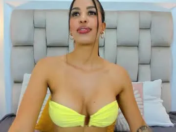 _Alice_1 – webcam model profile photo Image 16