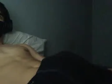 travonidas – webcam model profile photo Image 16