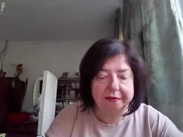 Runarunapi – webcam model profile photo Image 11