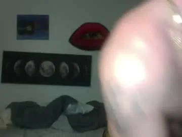 _milkyway – webcam model profile photo Image 16