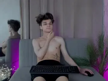 AAASuck – webcam model profile photo Image 5