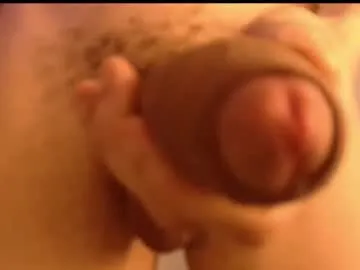 travonidas – webcam model profile photo Image 13