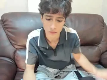 mon1_day – webcam model profile photo Image 3