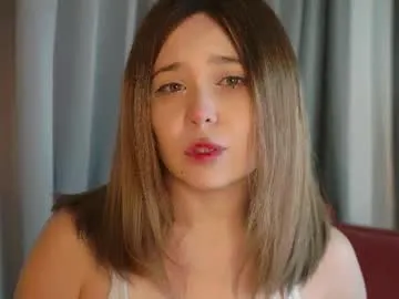 Runarunapi – webcam model profile photo Image 2