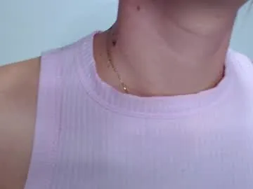 Runarunapi – webcam model profile photo Image 17