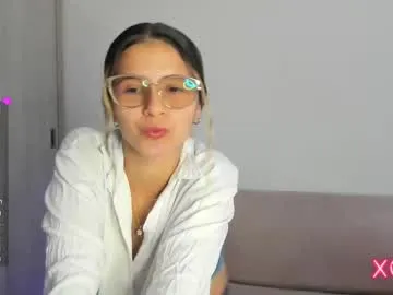 Runarunapi – webcam model profile photo Image 6