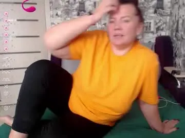 EmmiiGlow live broadcast Image 14