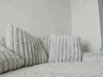 mollyflwers – webcam model profile photo Image 3