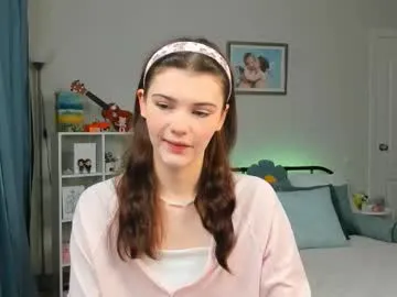 Runarunapi – webcam model profile photo Image 3