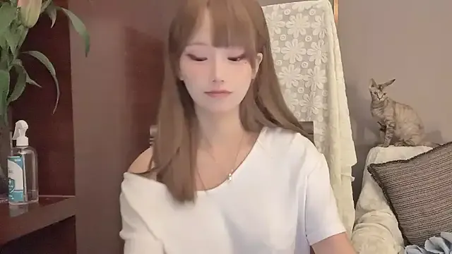 HottCandy21 – webcam model profile photo Image 10