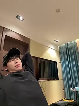 aviebby – webcam model profile photo Image 18