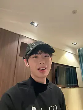 aviebby – webcam model profile photo Image 4