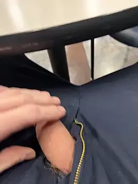 mon1_day – webcam model profile photo Image 12