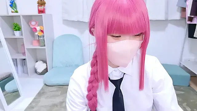 seraphine23 – webcam model profile photo Image 11