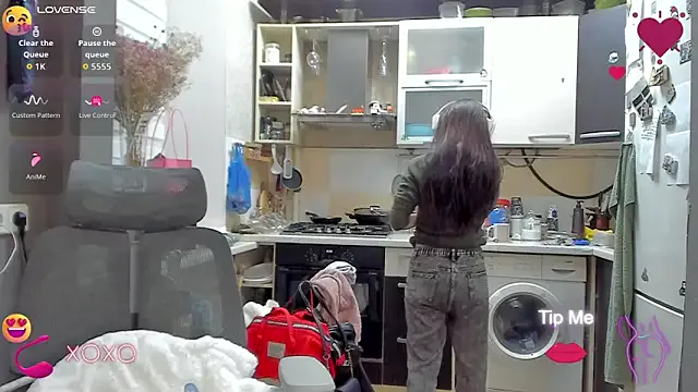 krissone live broadcast Image 19