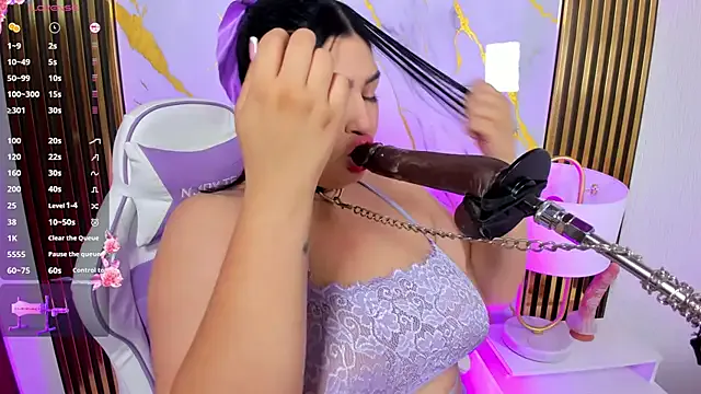 Runarunapi – webcam model profile photo Image 7