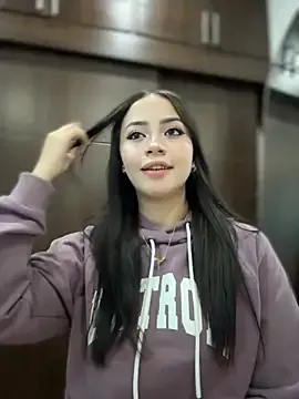 winter11 – webcam model profile photo Image 13