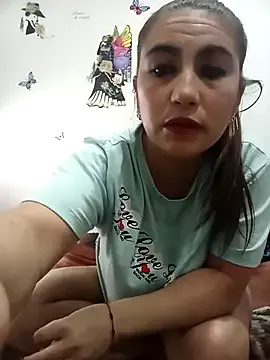 Runarunapi – webcam model profile photo Image 12