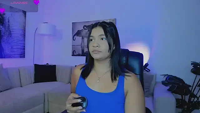 YoungHornyBritishGirl – webcam model profile photo Image 5