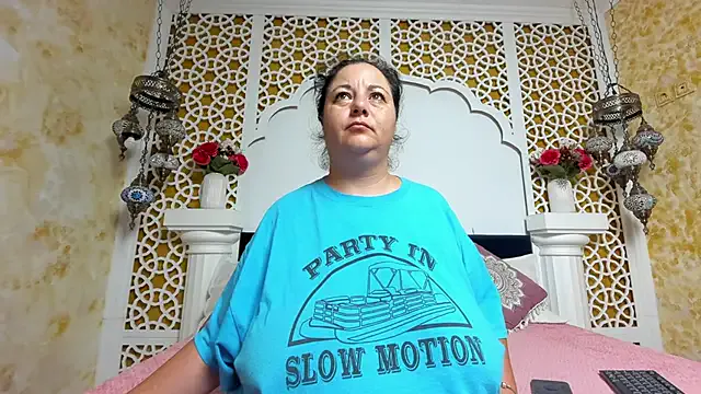 Runarunapi – webcam model profile photo Image 7