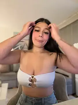 winter11 – webcam model profile photo Image 14