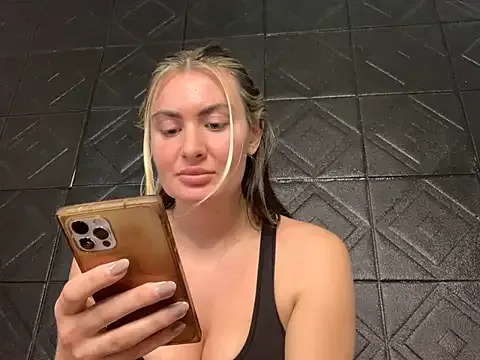 JayJayPink – webcam model profile photo Image 5