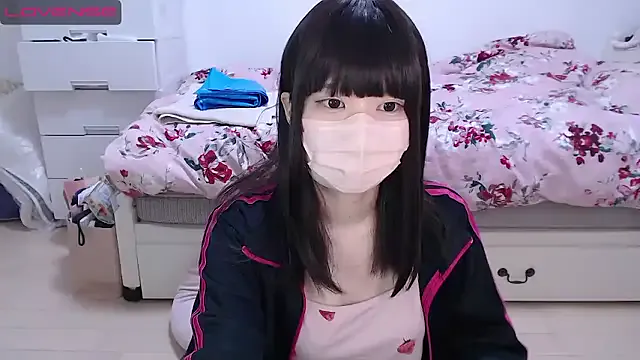 lalilamassu1 – webcam model profile photo Image 10