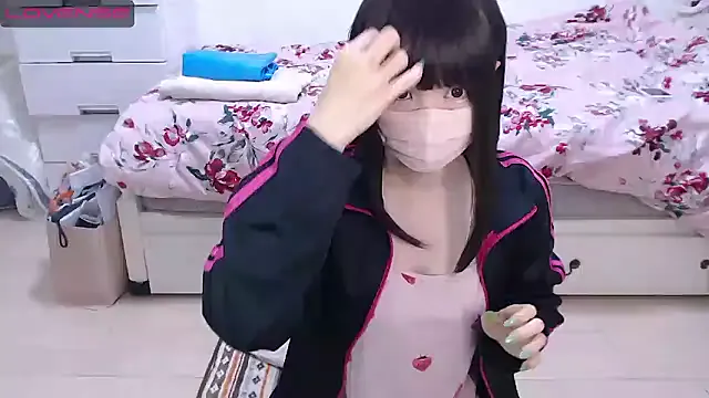 lalilamassu1 – webcam model profile photo Image 11