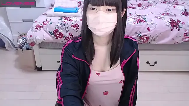 lalilamassu1 – webcam model profile photo Image 17