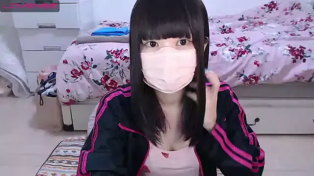 lalilamassu1 – webcam model profile photo Image 3