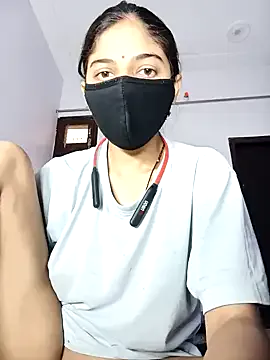 lovely_beast – webcam model profile photo Image 12