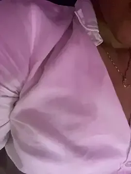 _meganmeow_ – webcam model profile photo Image 2