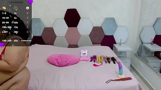 MARIAo0 – webcam model profile photo Image 14