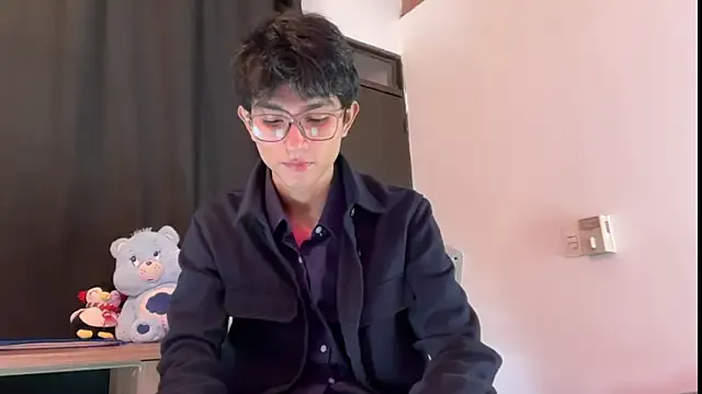 paroncho – webcam model profile photo Image 2