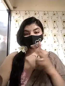 yesonee – webcam model profile photo Image 12