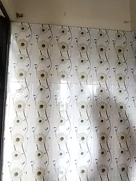 yesonee – webcam model profile photo Image 13