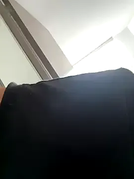 TattooGirlAlia – webcam model profile photo Image 13