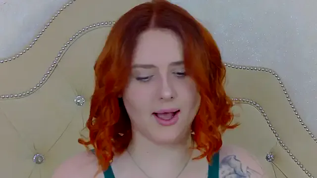 Runarunapi – webcam model profile photo Image 5