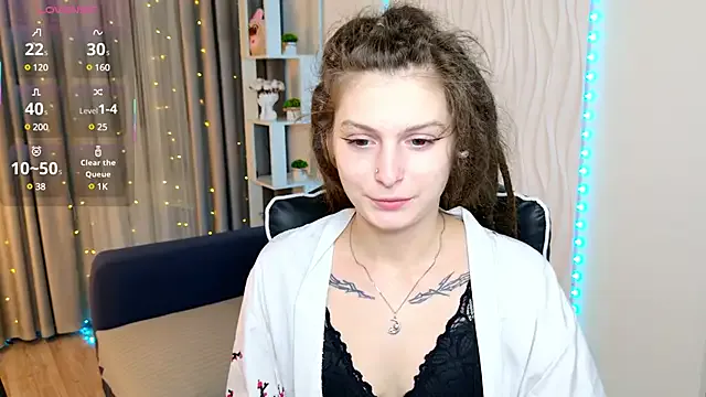 helenamoeller – webcam model profile photo Image 6