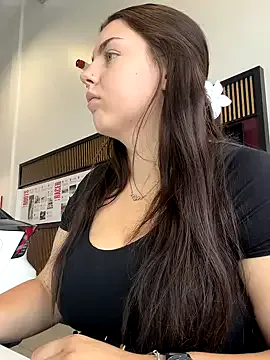 Hiiichan88 – webcam model profile photo Image 15