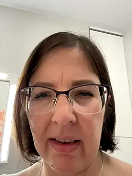 Wet__Bunny – webcam model profile photo Image 11